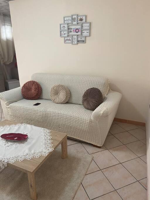 Casetta In Villa Indipendente Angri Exteriör bild